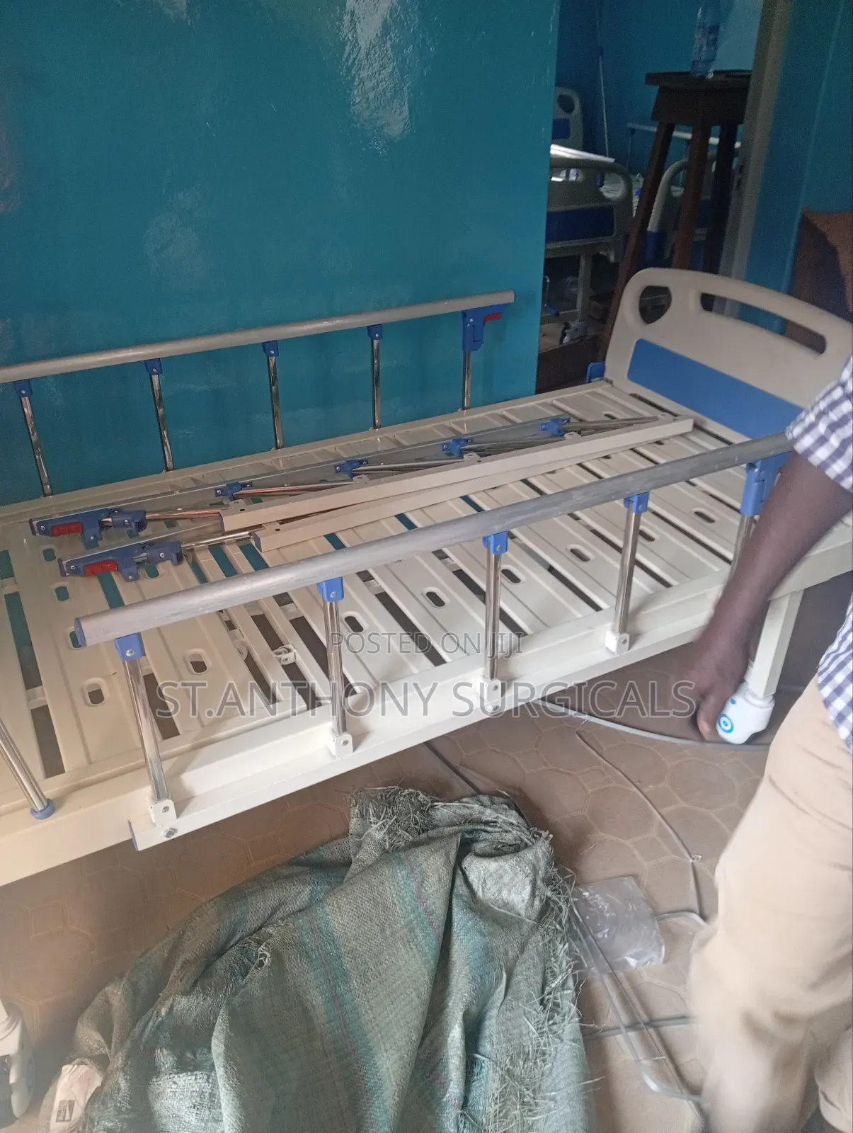 Hospital Bed/Icu Beds Single Crank
