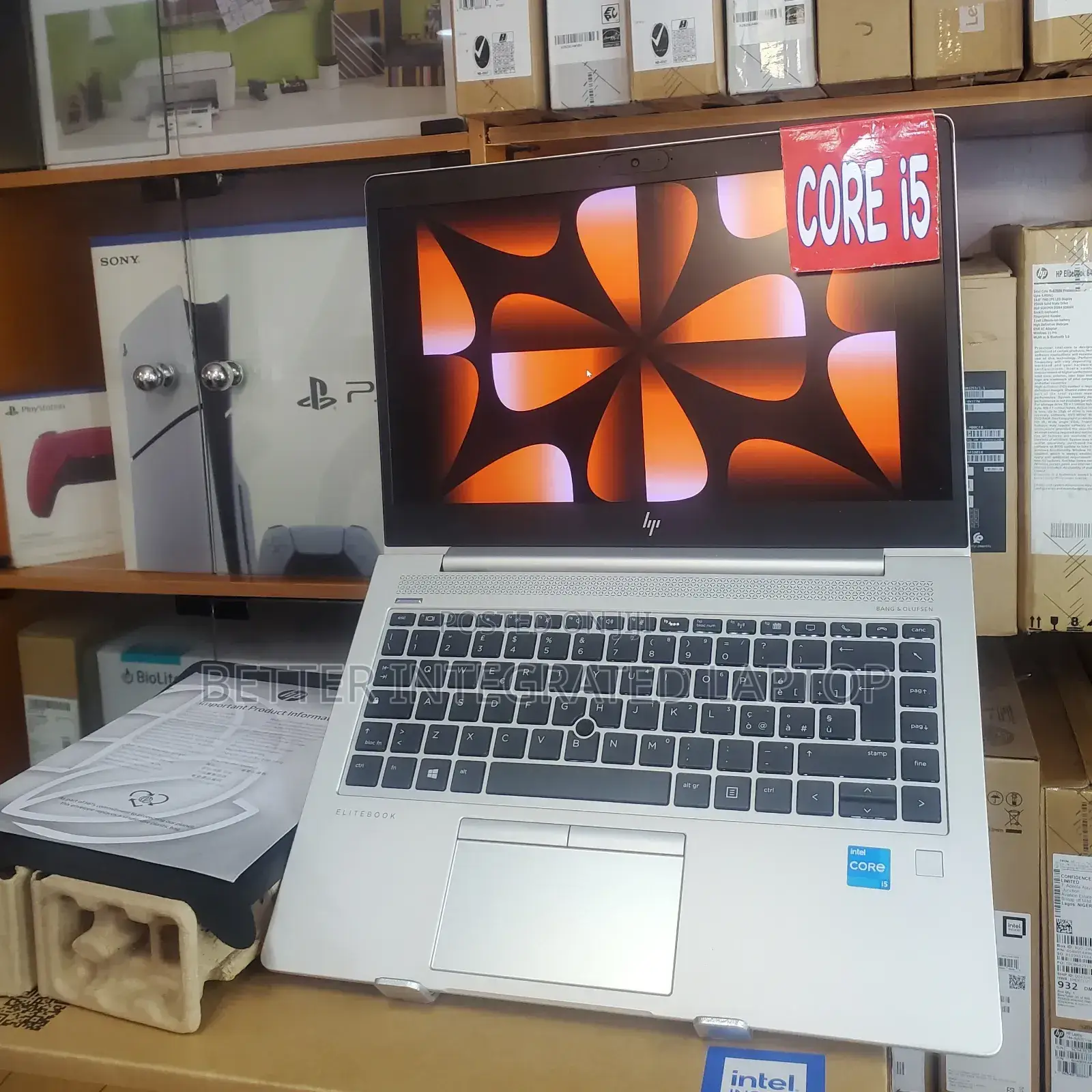New Laptop HP ProBook MT31 8GB Intel Core i5 SSD 256GB