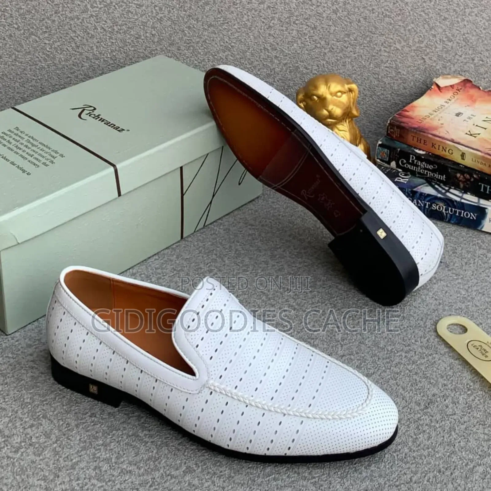 Richwanaz Loafers