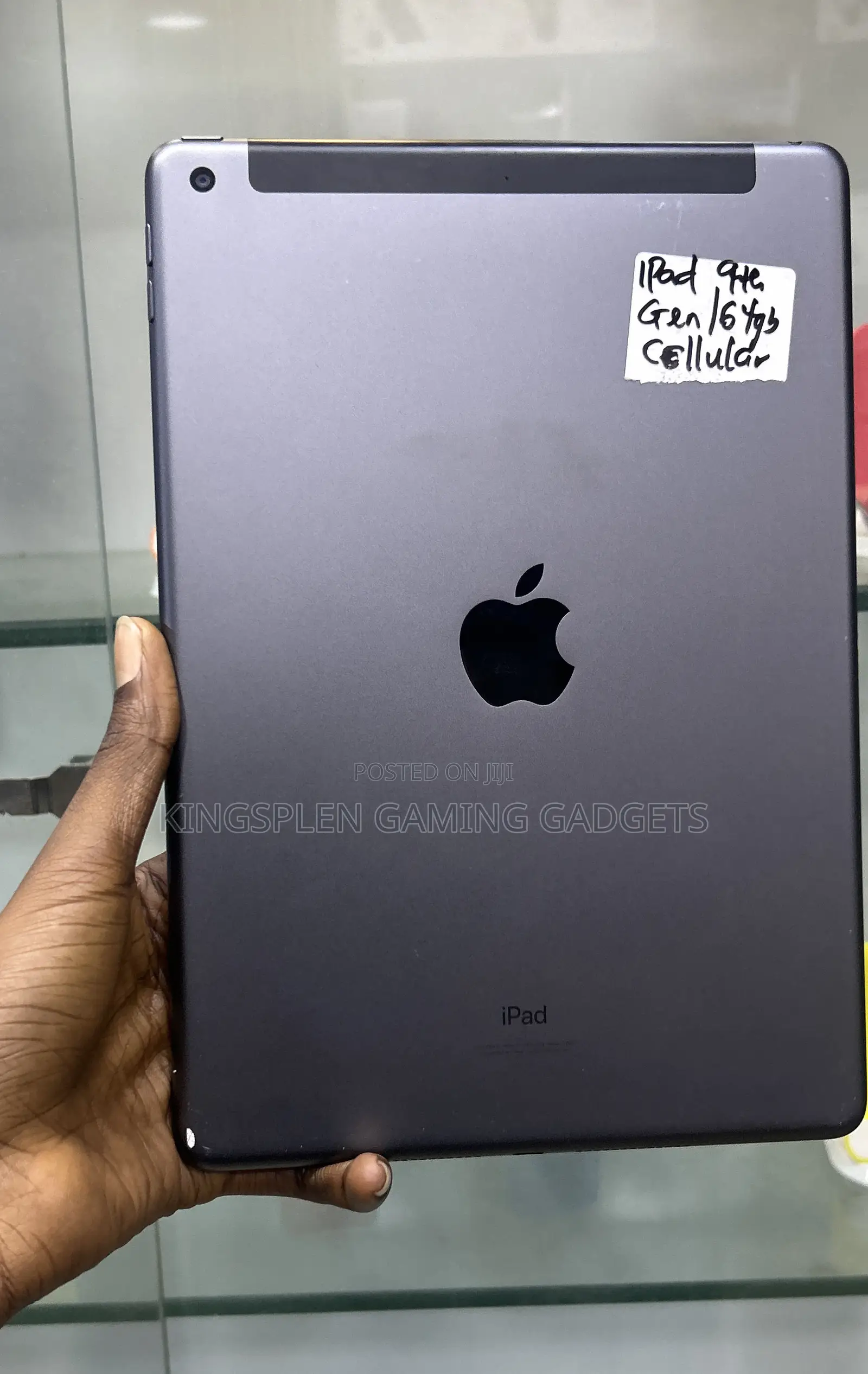 Apple iPad 10.2 (2021) 64 GB Gray