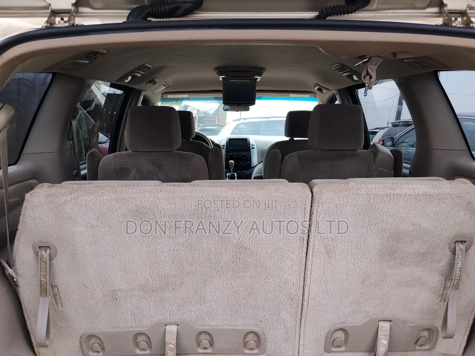 Toyota Sienna LE 7 Passenger 2010 Gold