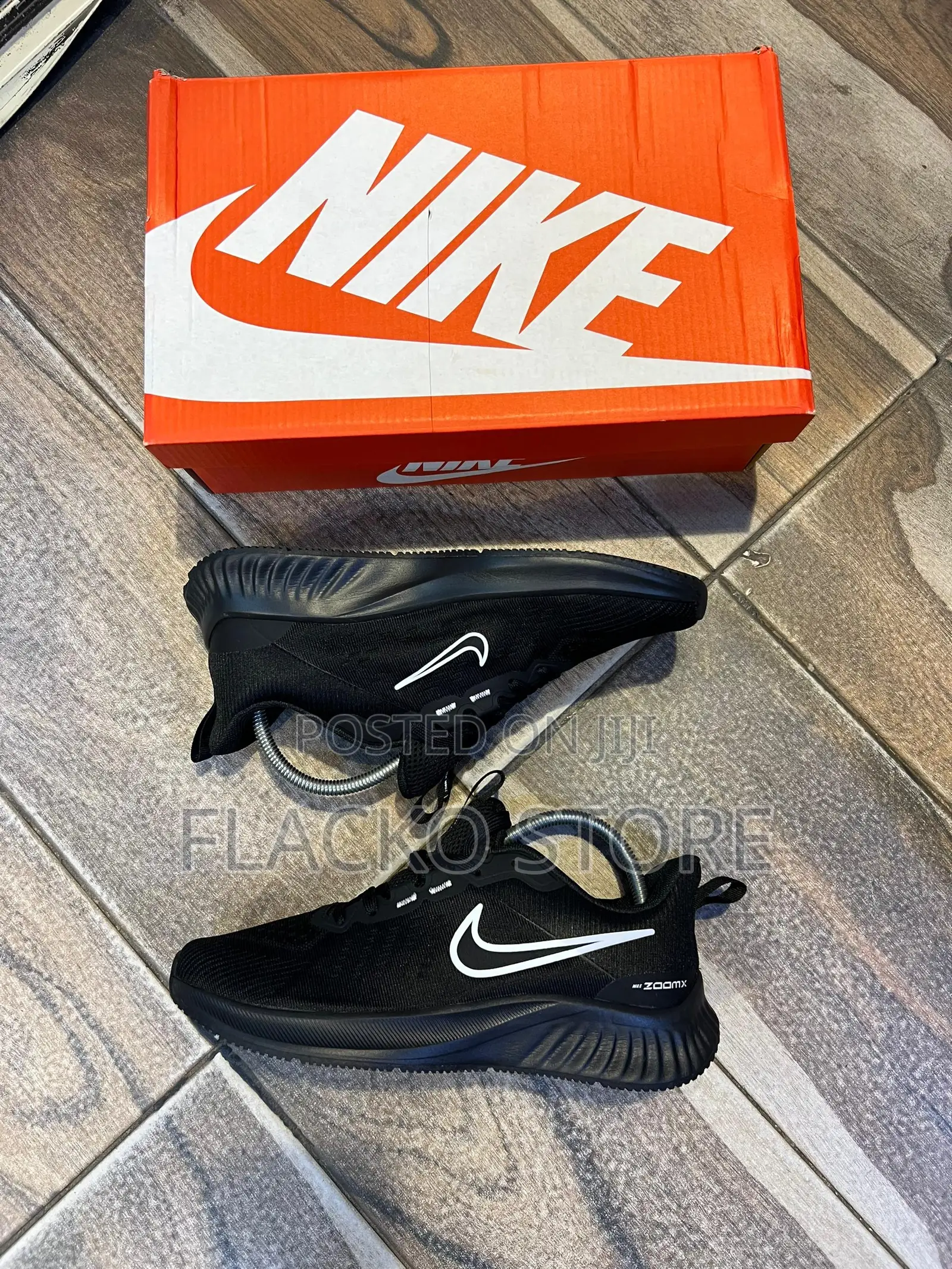 Original Nike Zoom Winflo Sneakers