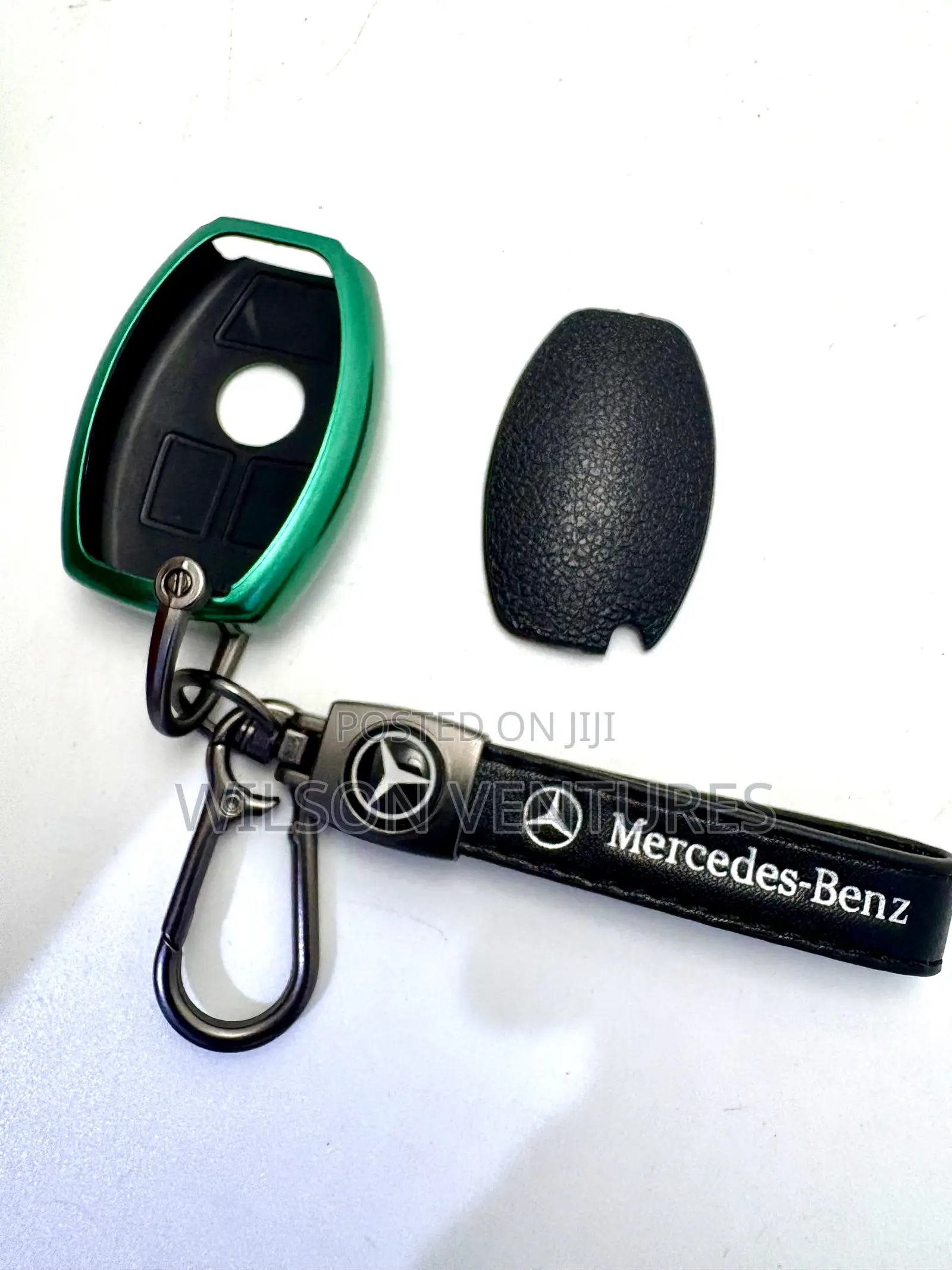 Green Color Mercedes Benz Rubber Car Key Pouch With Key Holder
