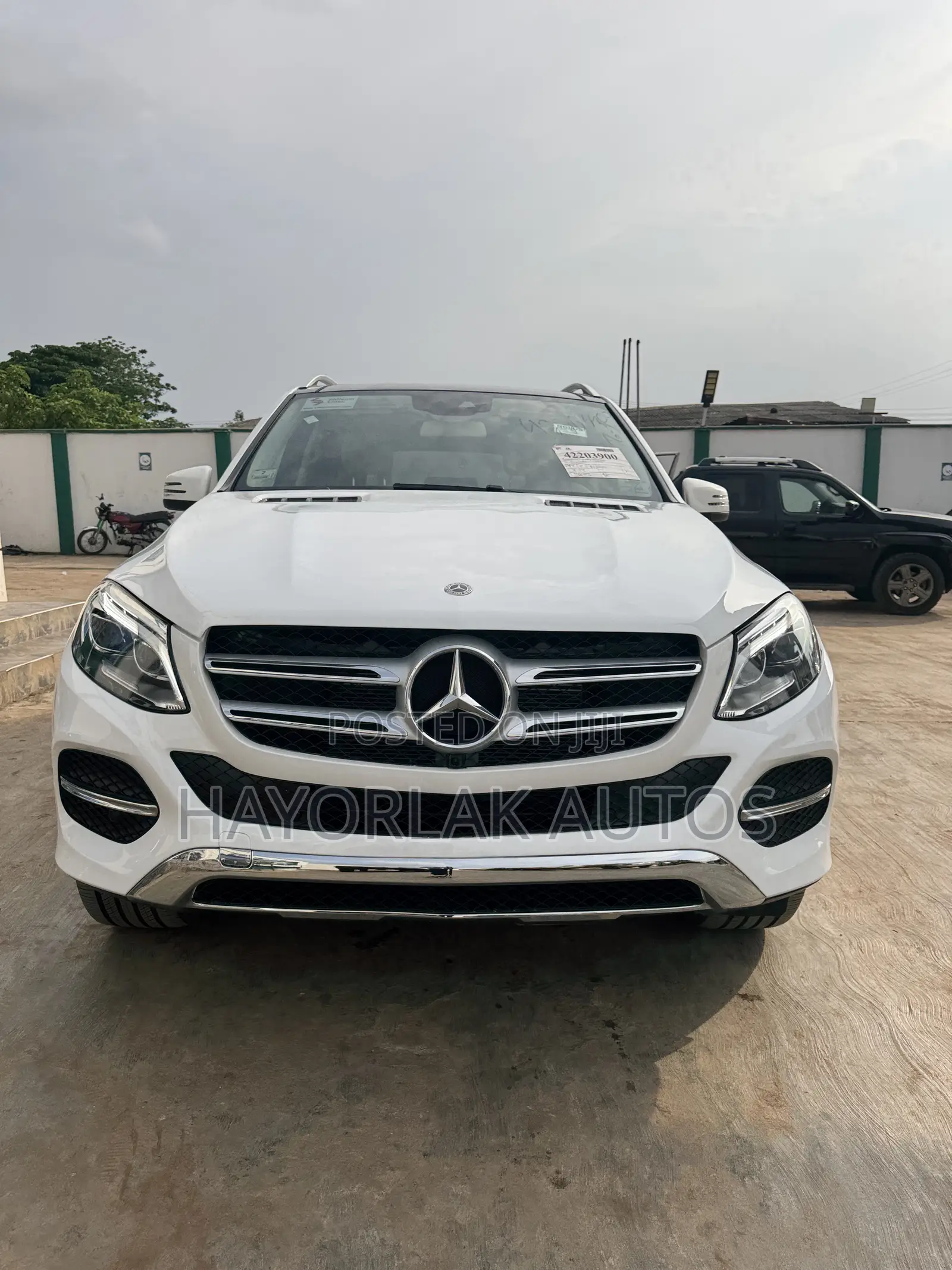 Mercedes-Benz GLE-Class GLE 350d 4MATIC 2017 White