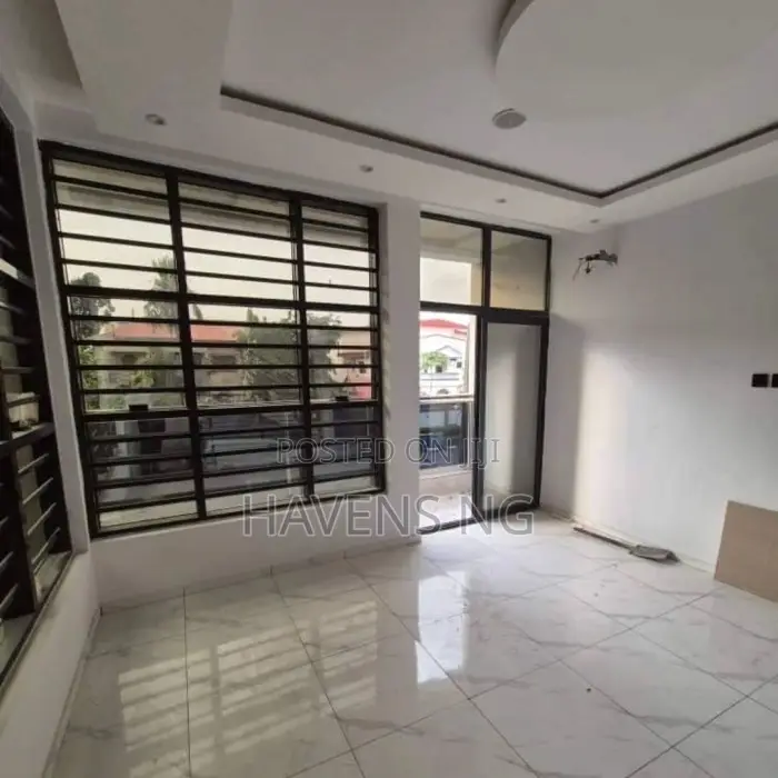 5bdrm Duplex in Omole Phase 1 for sale
