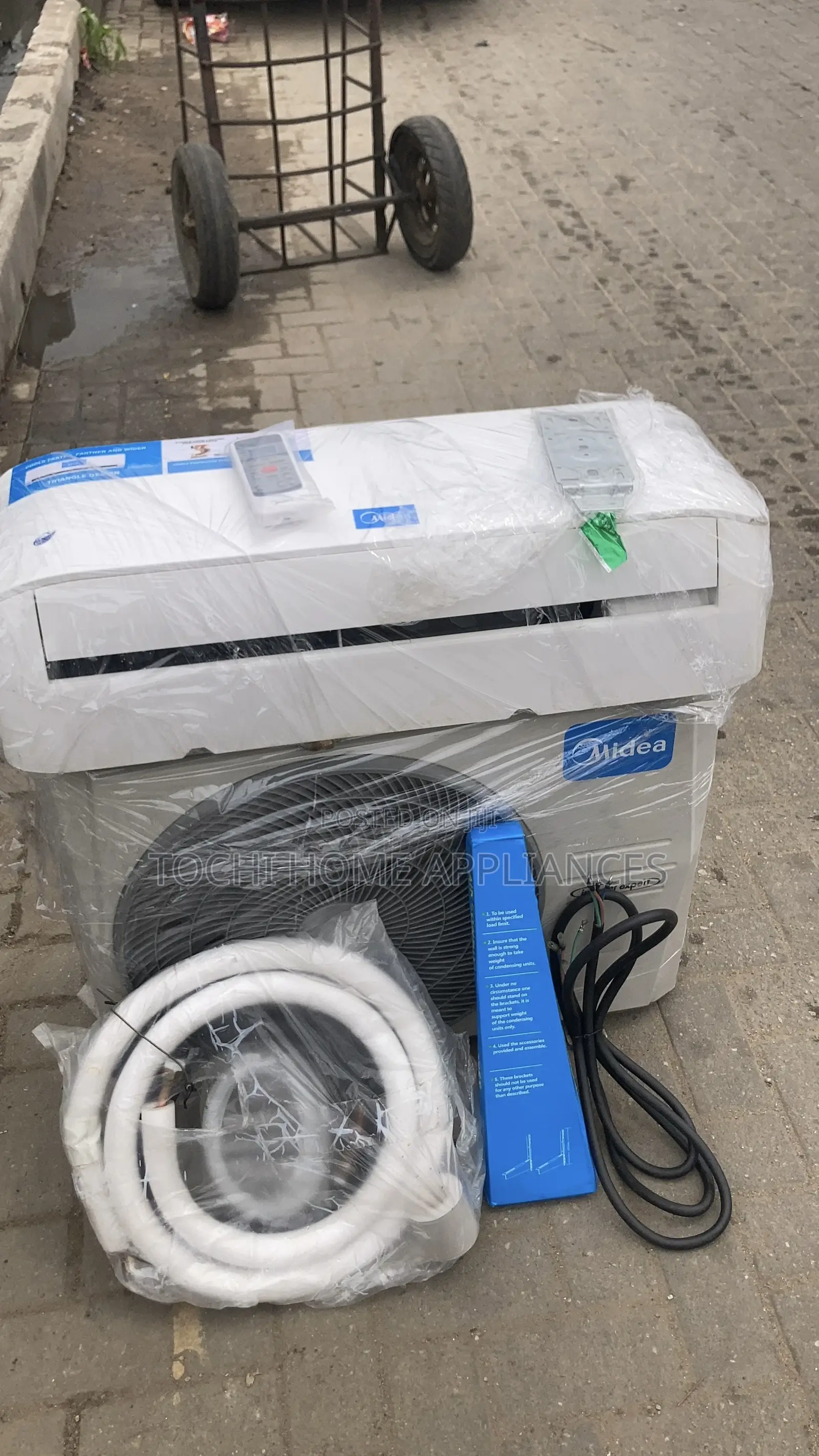 Midea Inverter Ac With All Accessories
