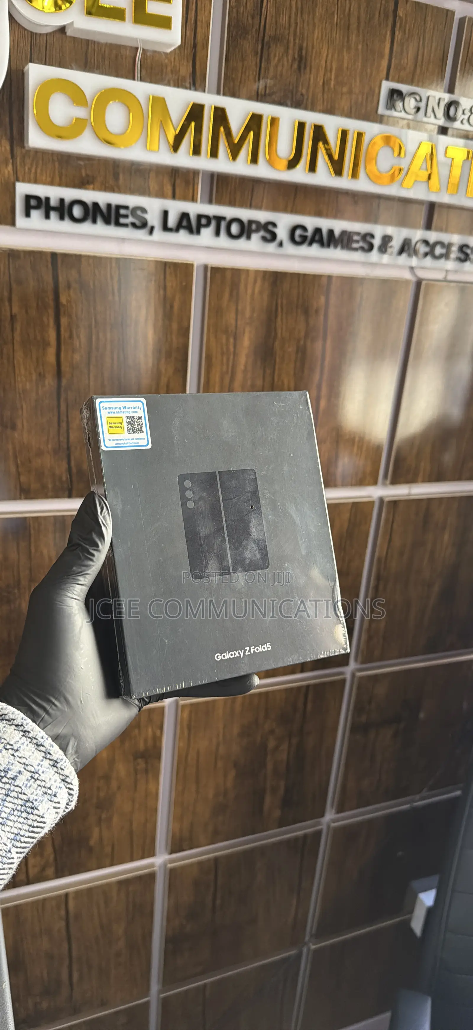 New Samsung Galaxy Fold 5G 512 GB Black