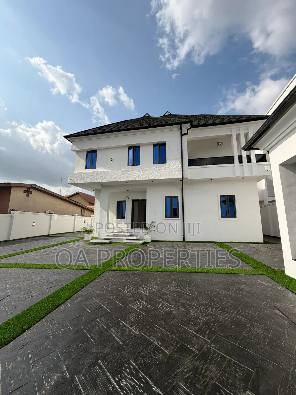 4bdrm Duplex in Ibadan for sale