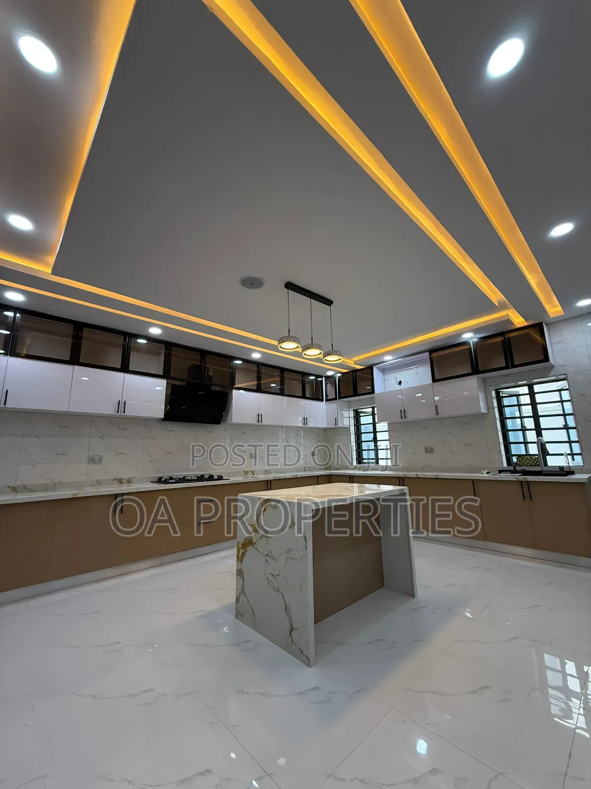 4bdrm Duplex in Ibadan for sale