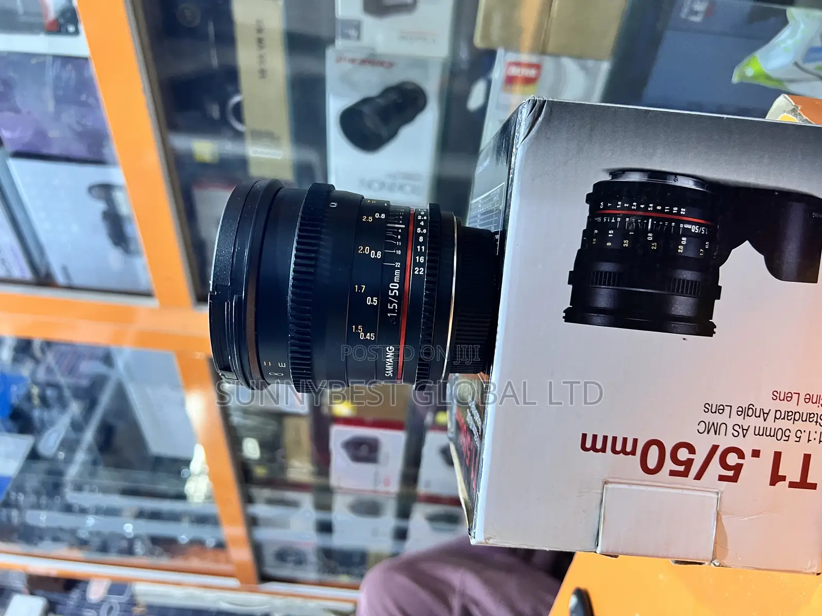 Rokinon Ef 50mm F1.5