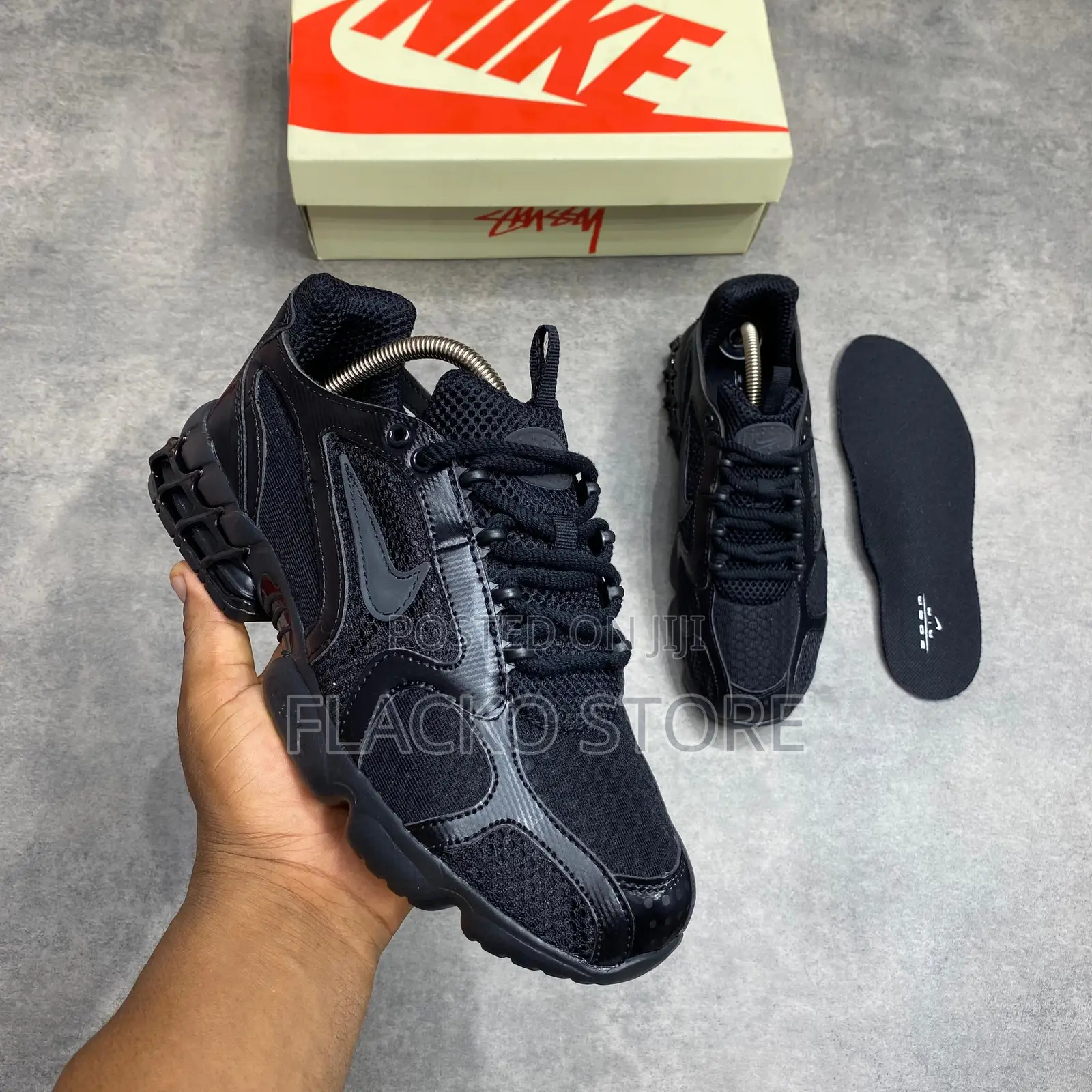 Original Nike Zoom Spiridon Cage Two Sneakers
