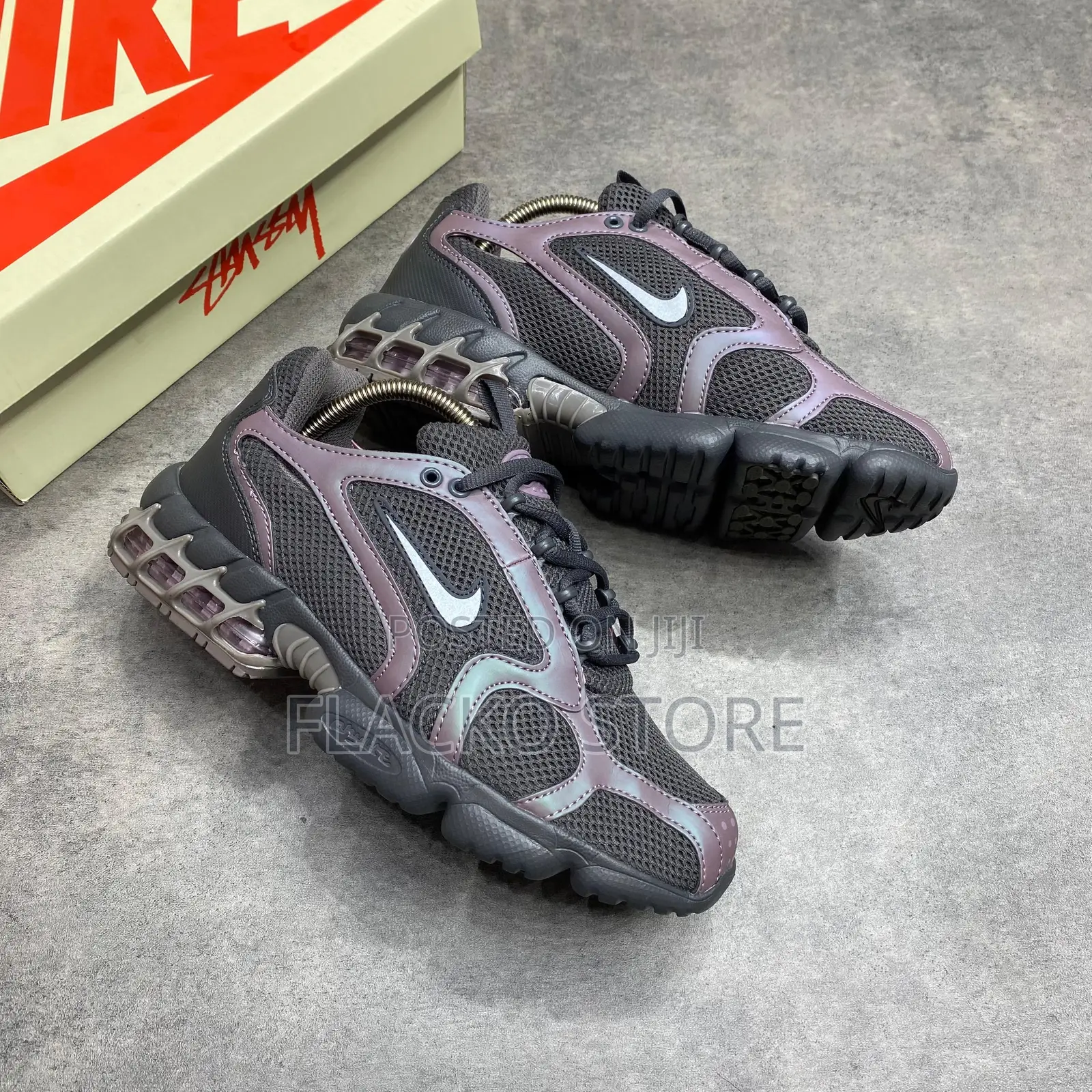 Original Nike Zoom Spiridon Cage Two Sneakers