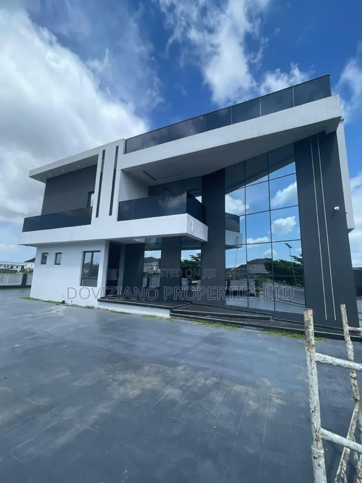 5bdrm Duplex in Ajah for sale
