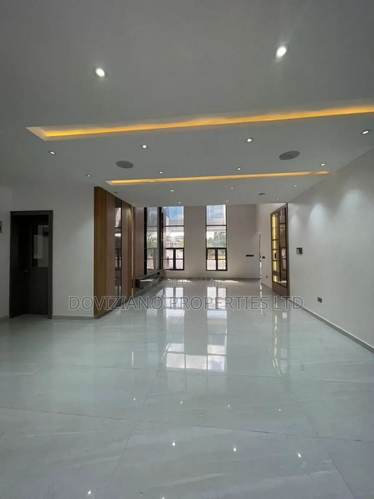 5bdrm Duplex in Ajah for sale