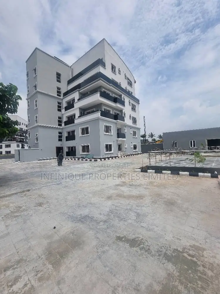 3bdrm Apartment in Ikoyi for sale