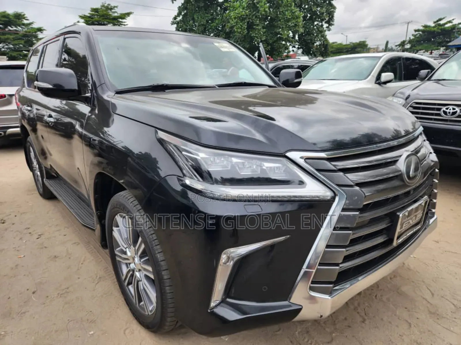 Lexus LX 570 (5 seats) AWD 2018 Black