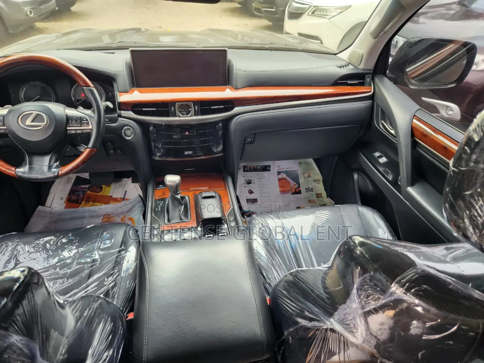 Lexus LX 570 (5 seats) AWD 2018 Black
