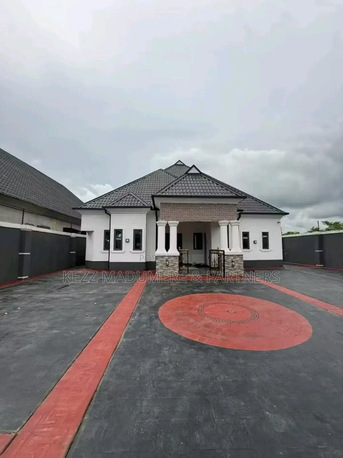 4bdrm Bungalow in Army Range Port for sale