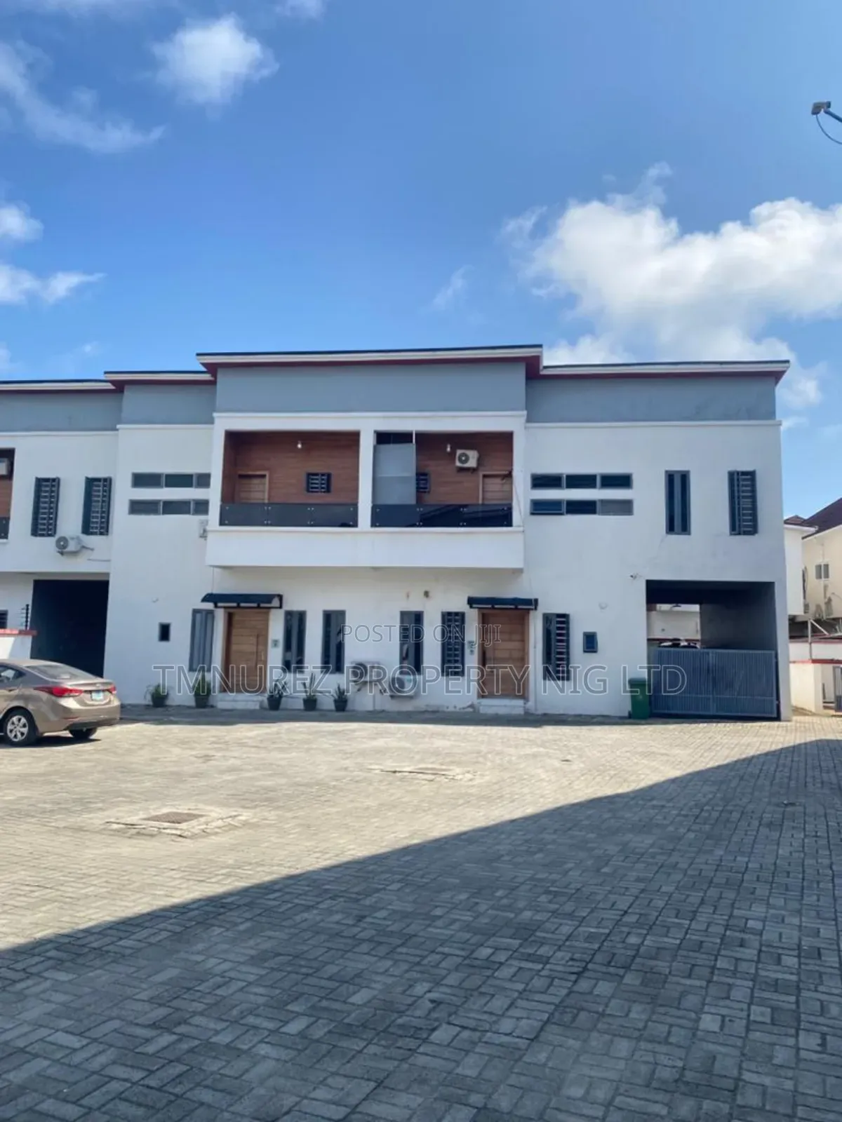 Mini Flat in Conservation Chevron for rent