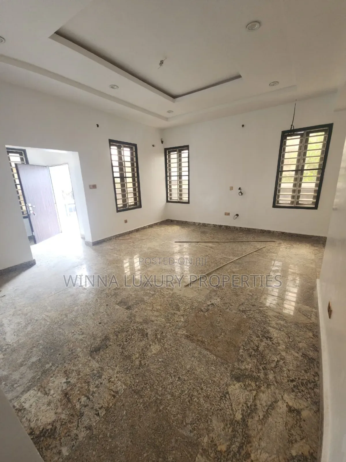 4bdrm Duplex in Gold City, Lugbe District for sale
