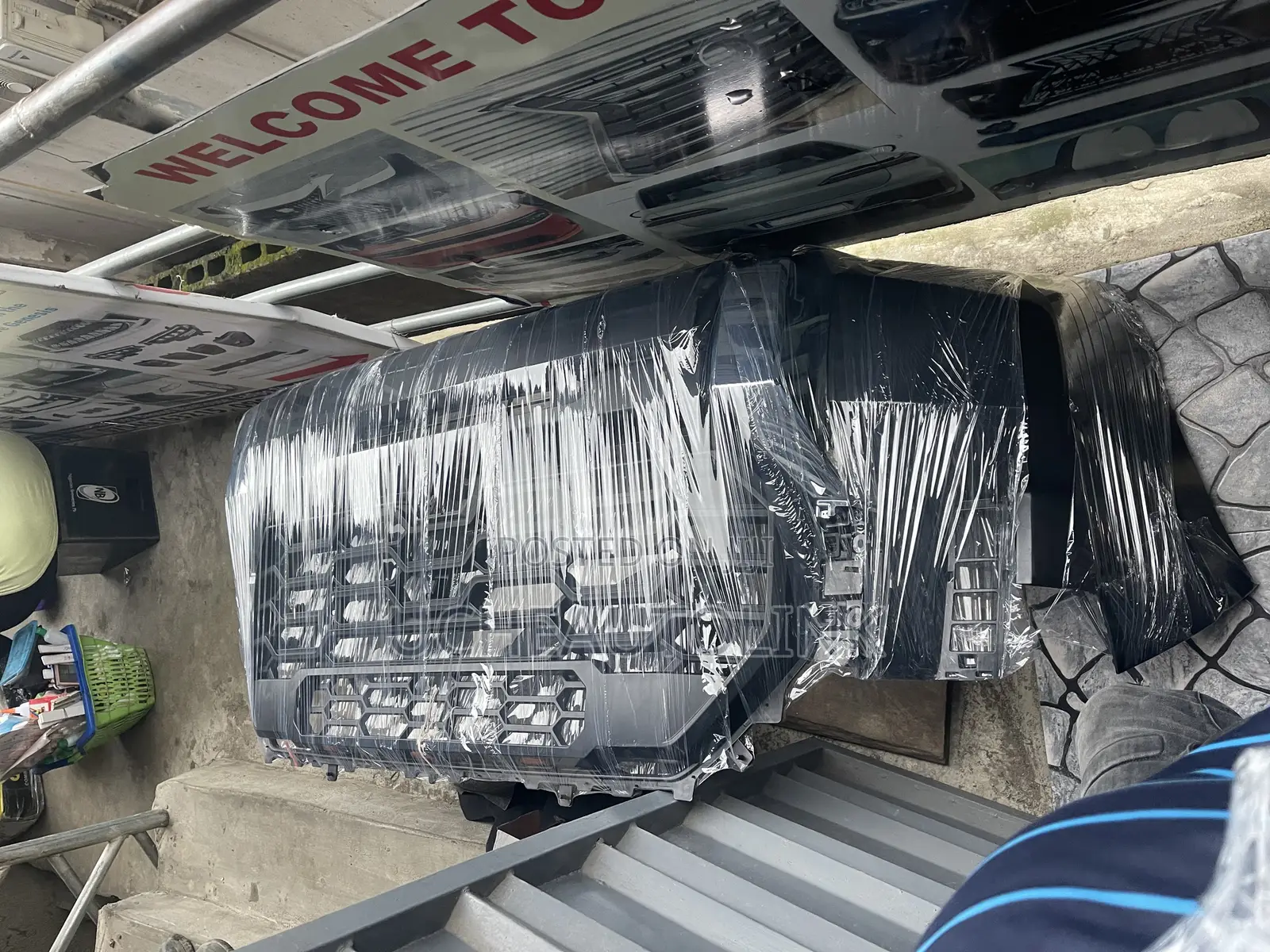 Tundra 2025 Complete Front Bumper Available as Seen