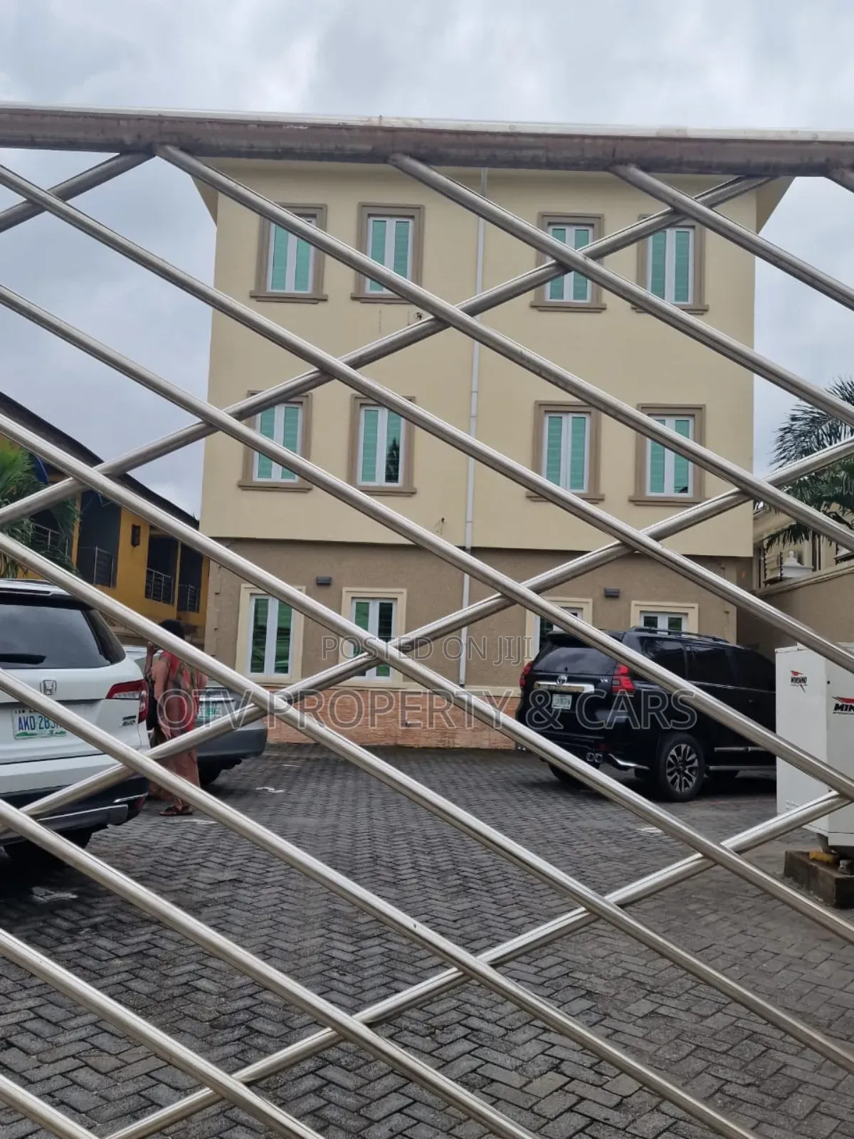 3bdrm Apartment in Ikoyi for sale