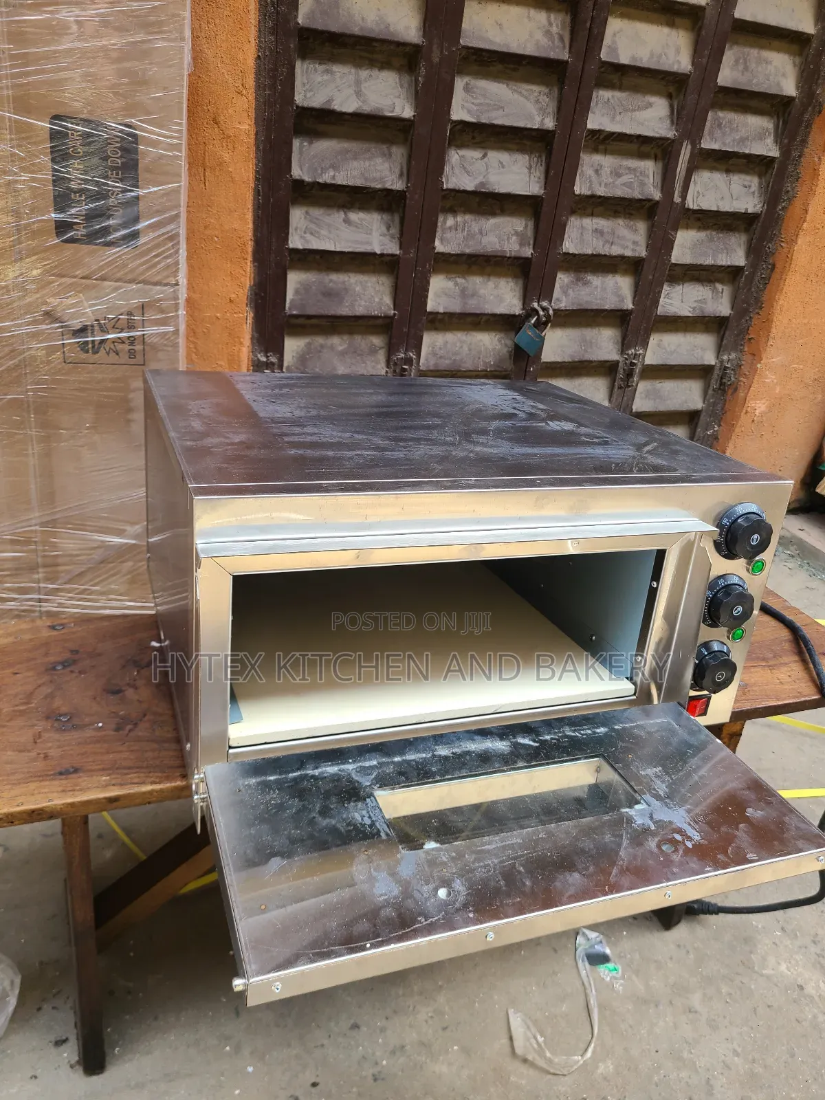 Single Deck Electric Pizza Oven