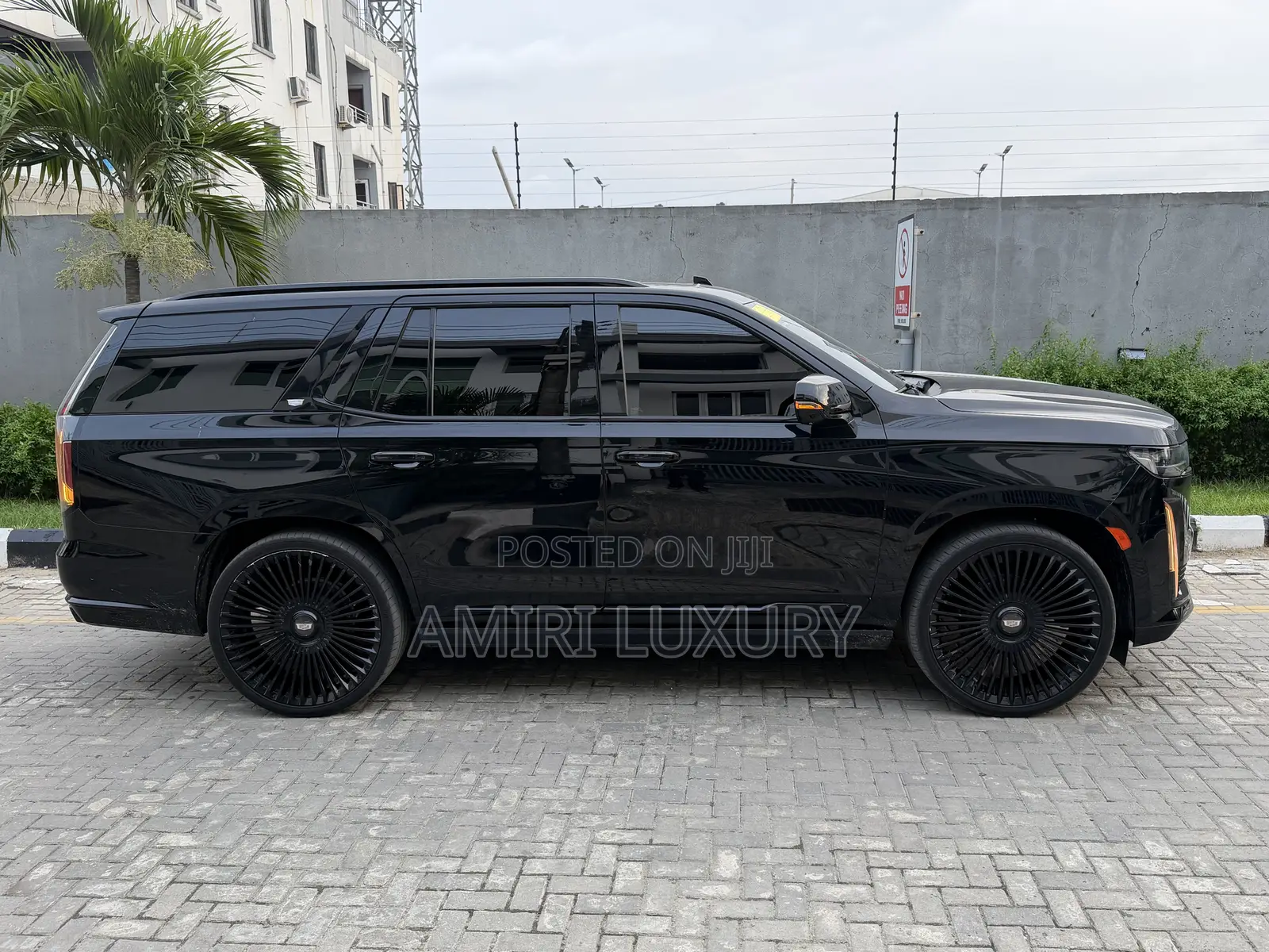 Cadillac Escalade 2023 Black