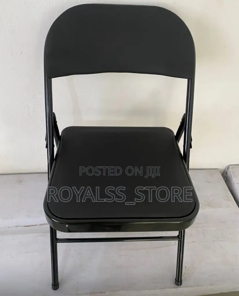 Foldable Metal Chair With Foam Padding