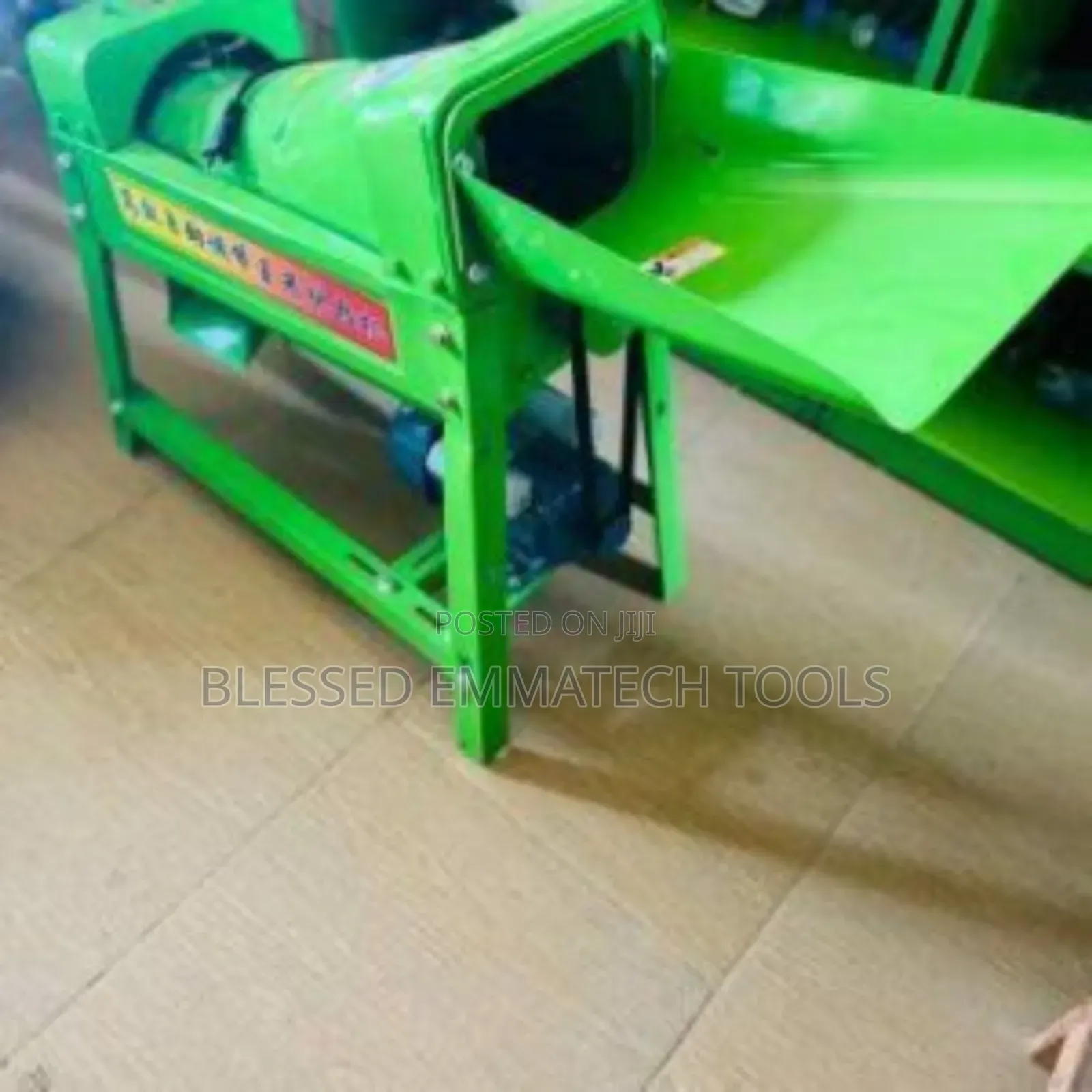 Corn Thresher Machine