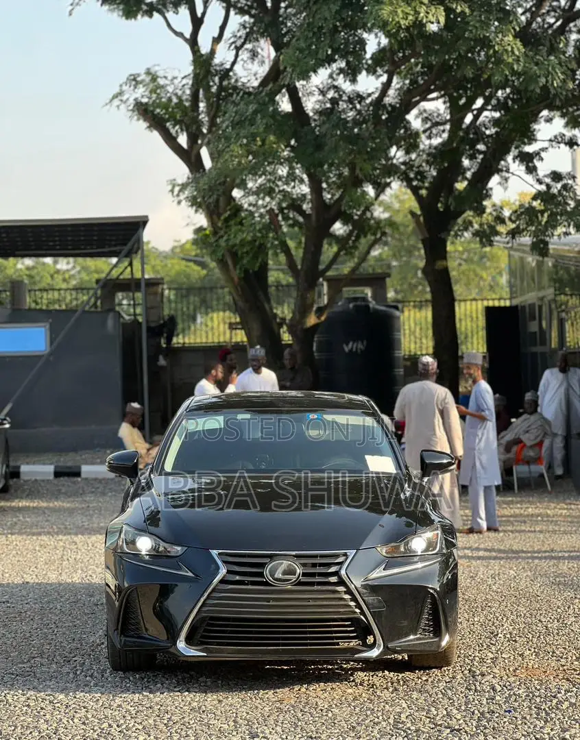 Lexus IS 250 2015 Black
