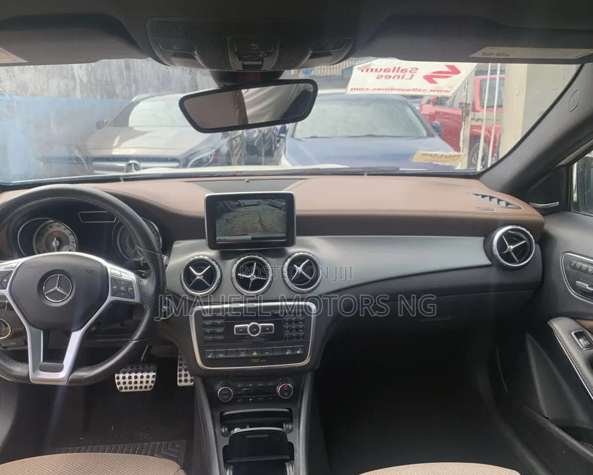 Mercedes-Benz GLA 250 2016 White
