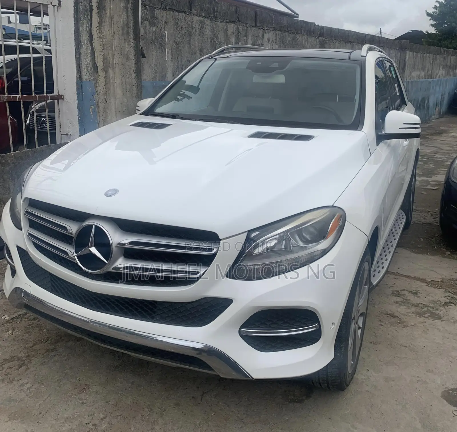 Mercedes-Benz GLE-Class GLE 350d 4MATIC 2016 White