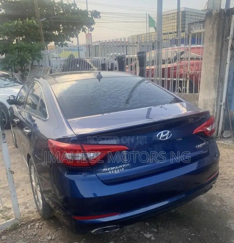 Hyundai Sonata Limited Sedan FWD (2.4L 4cyl 6A) 2016 Blue
