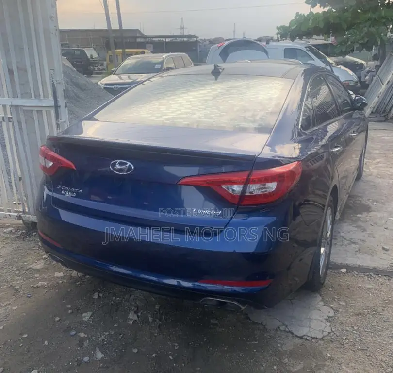 Hyundai Sonata Limited Sedan FWD (2.4L 4cyl 6A) 2016 Blue