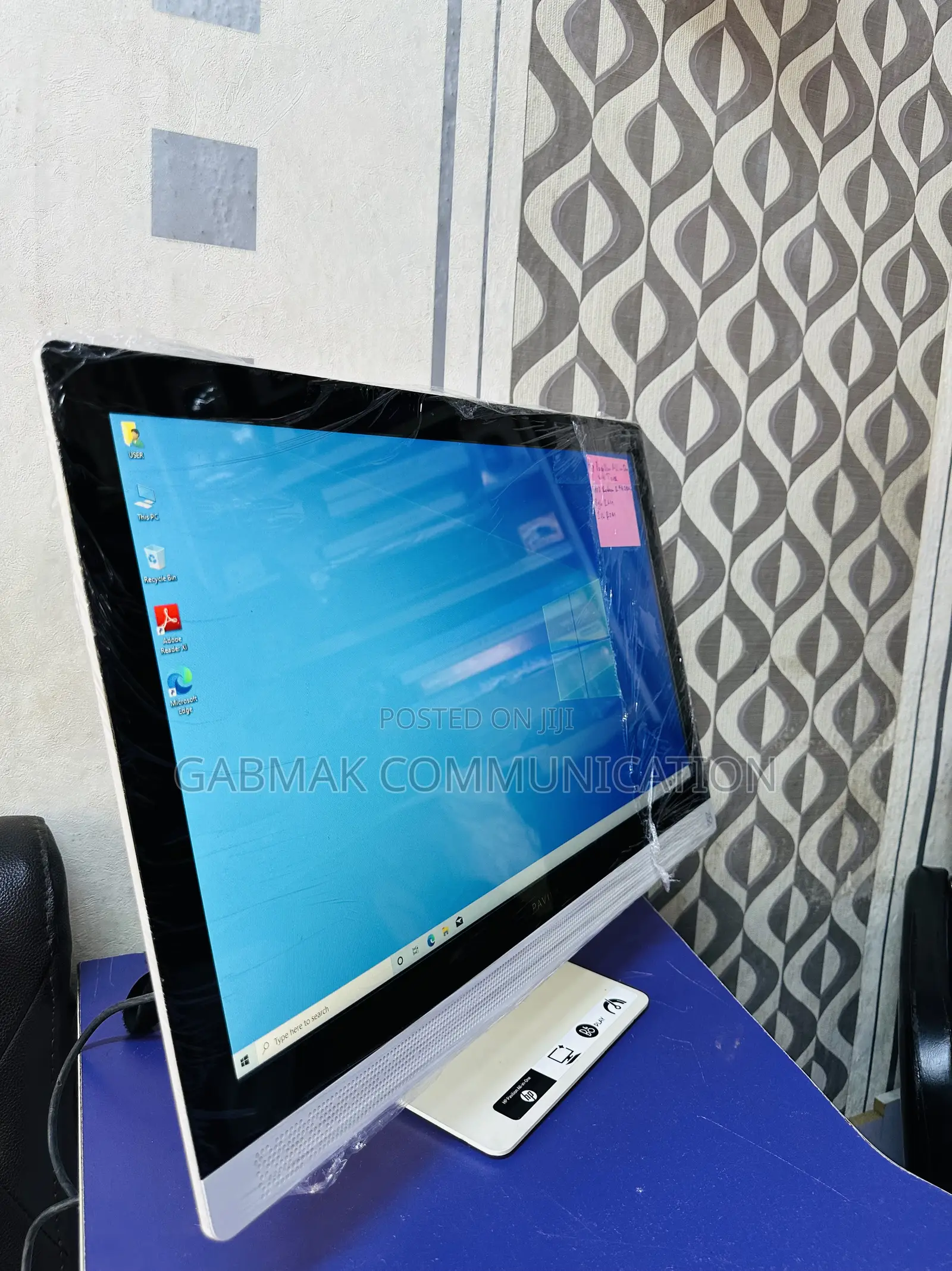 Desktop Computer HP Pavilion 24 8GB Intel Core i5 HDD 1T