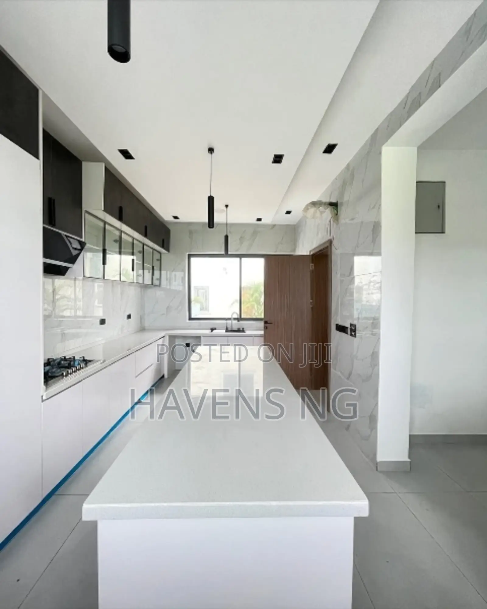 Furnished 5bdrm Duplex in Ikate for sale