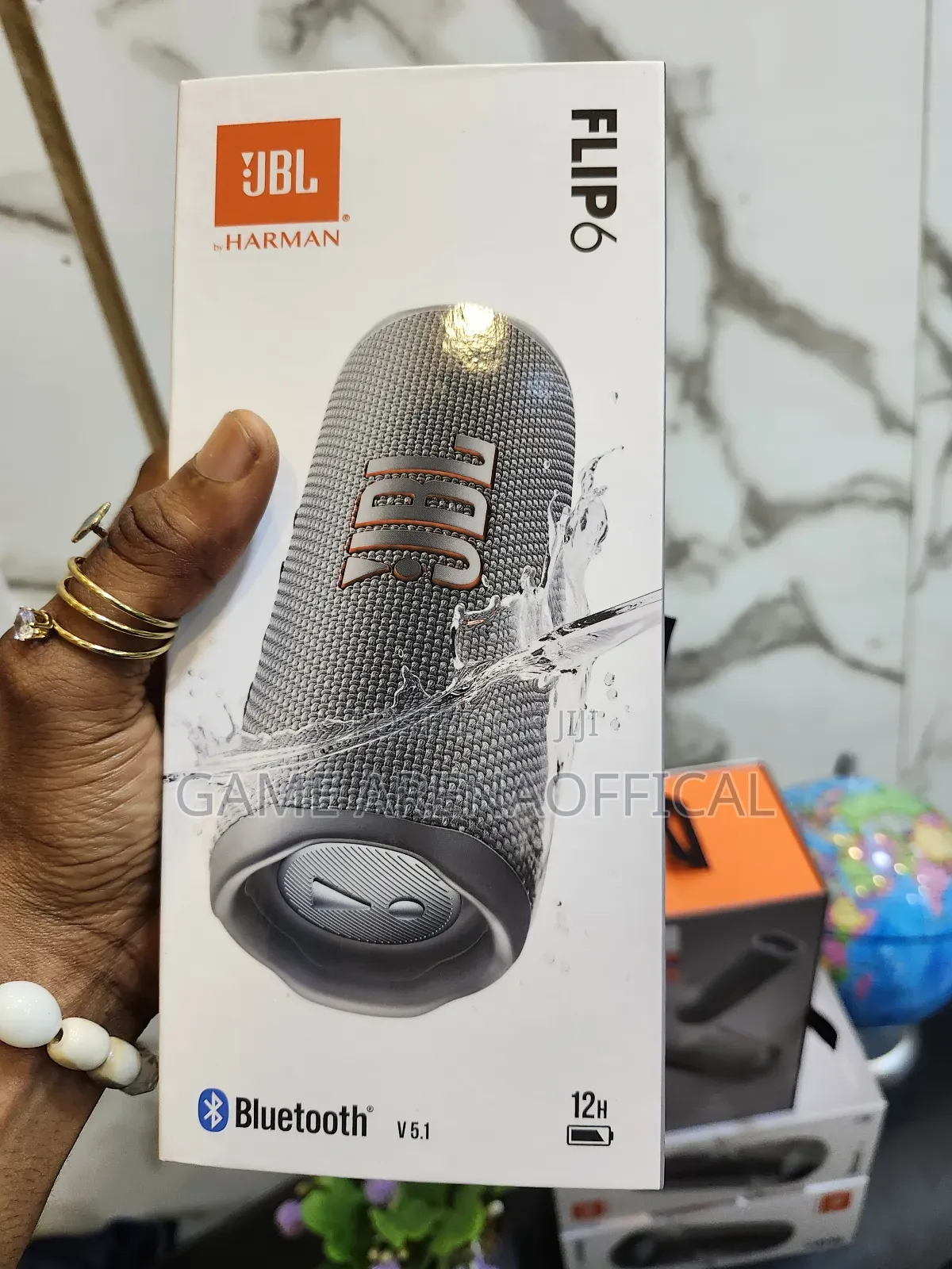 JBL Flip 6 – Durable and Dynamic Bluetooth Speaker