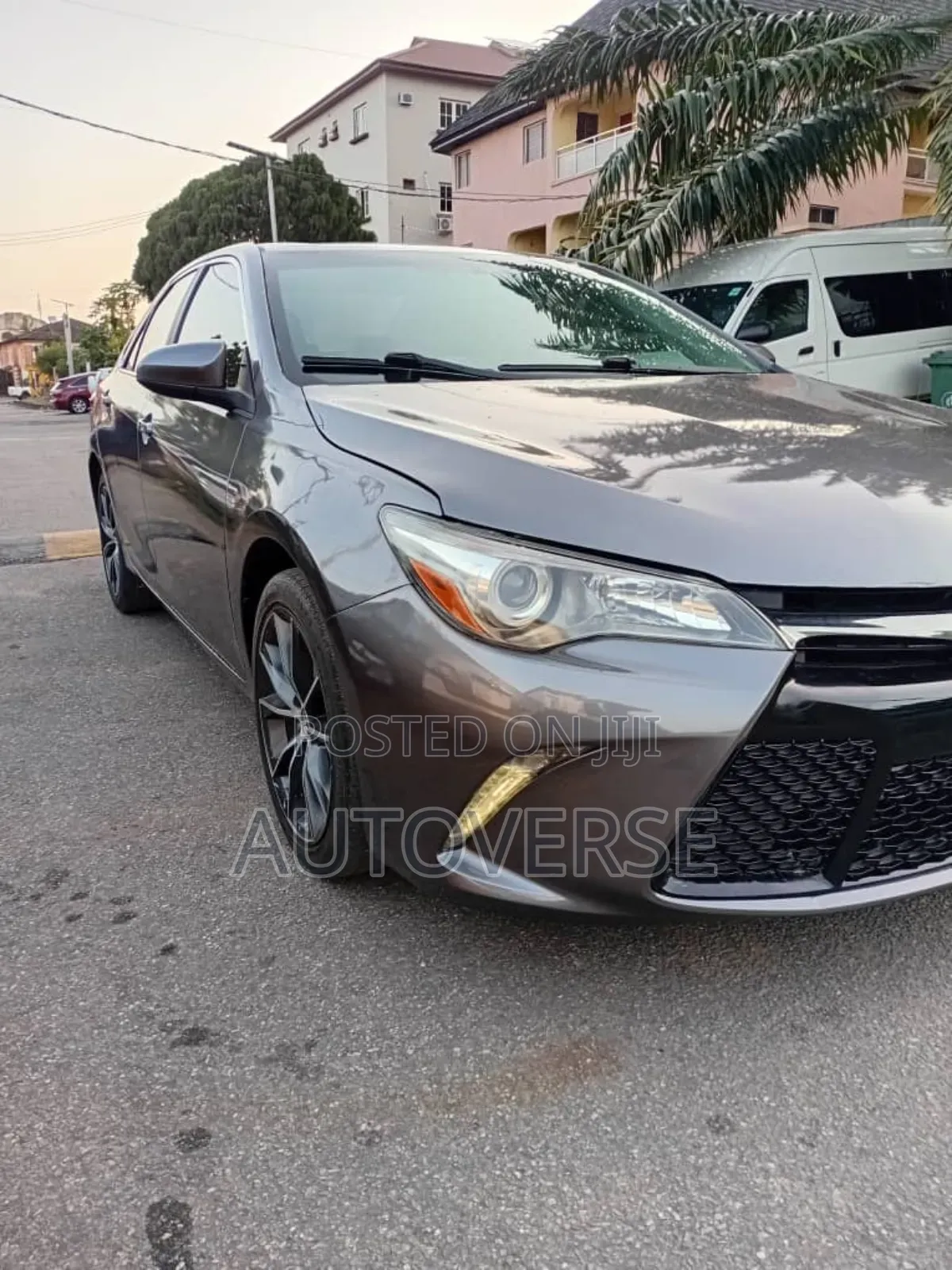 Toyota Camry XSE 4dr Sedan (2.5L 4cyl 6A) 2015 Gray