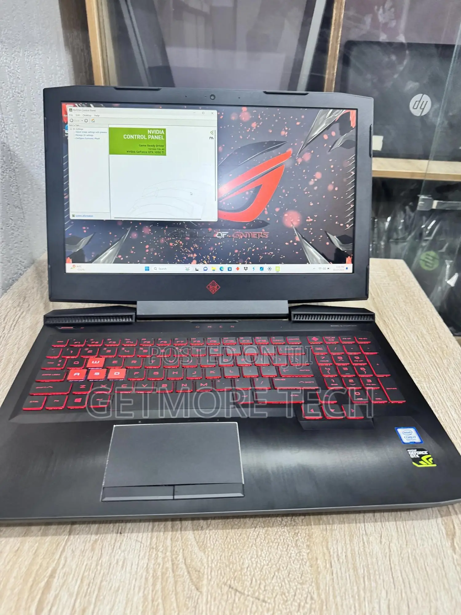Laptop HP Omen 15-ce0xx 24GB Intel Core i7 HDD+SSD 1T