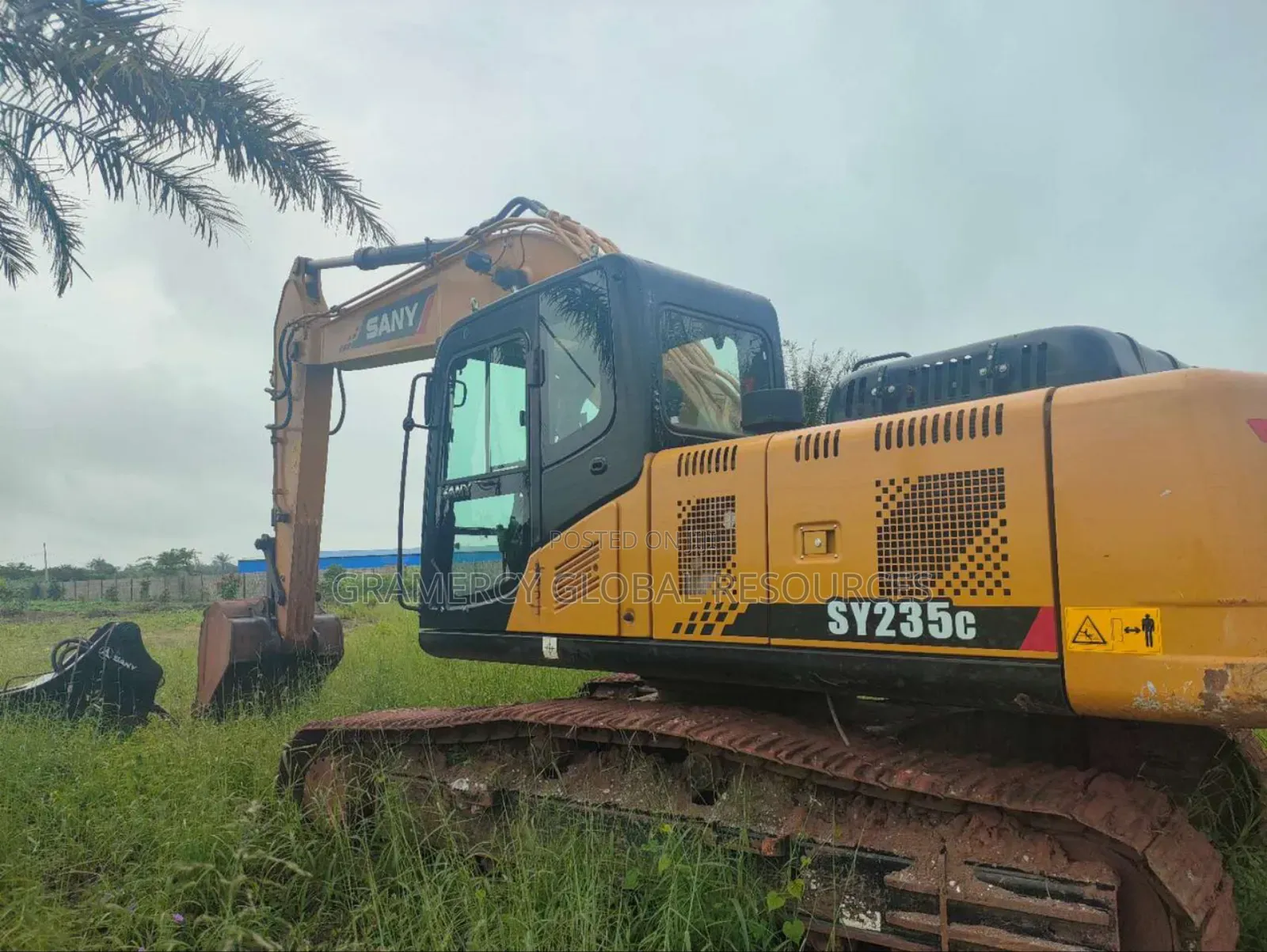 Foreign Used Sany Excavator SY235C - Less Than 900hours Used