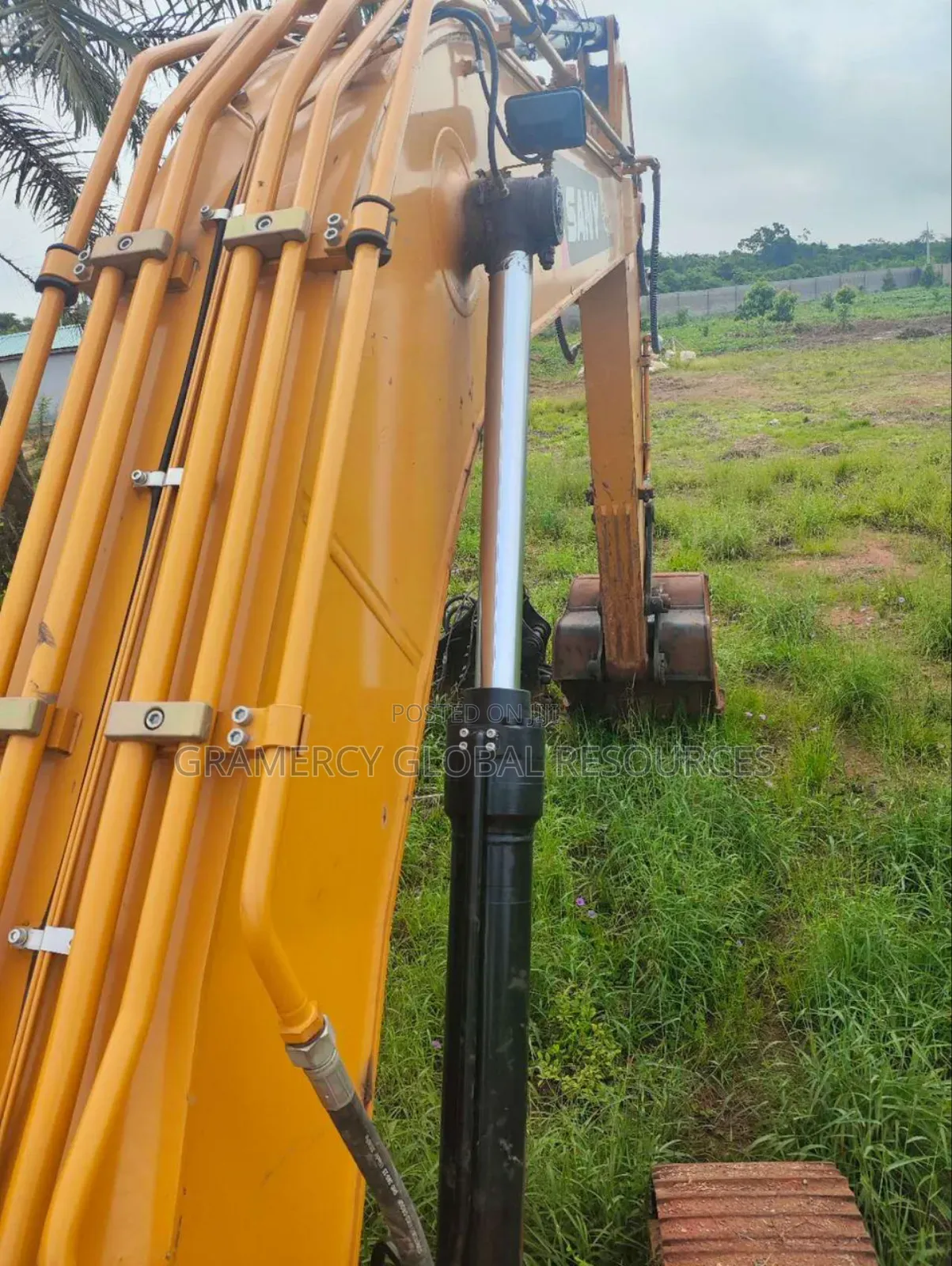 Foreign Used Sany Excavator SY235C - Less Than 900hours Used