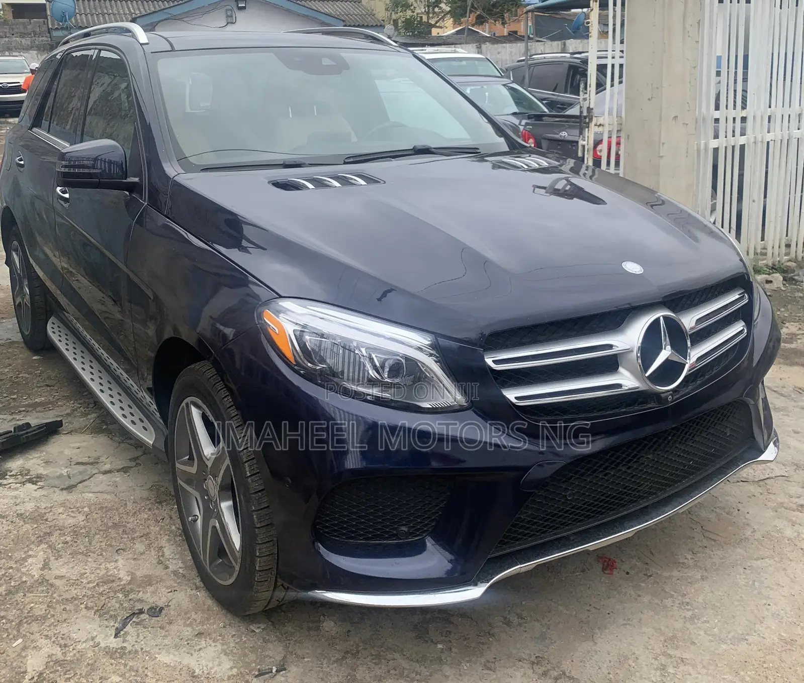 Mercedes-Benz GLE-Class GLE 350d 4MATIC 2017 Blue