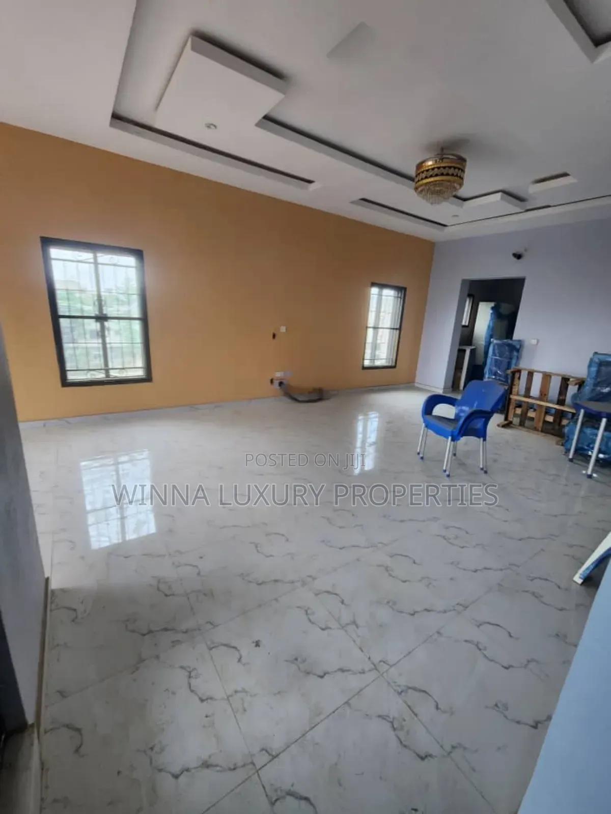 6bdrm Duplex in Aiben, Lugbe District for sale