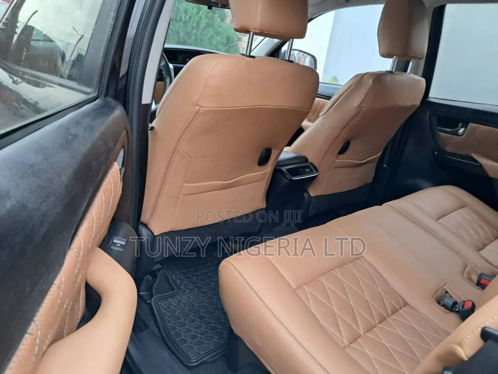 Toyota Fortuner 2021 Black