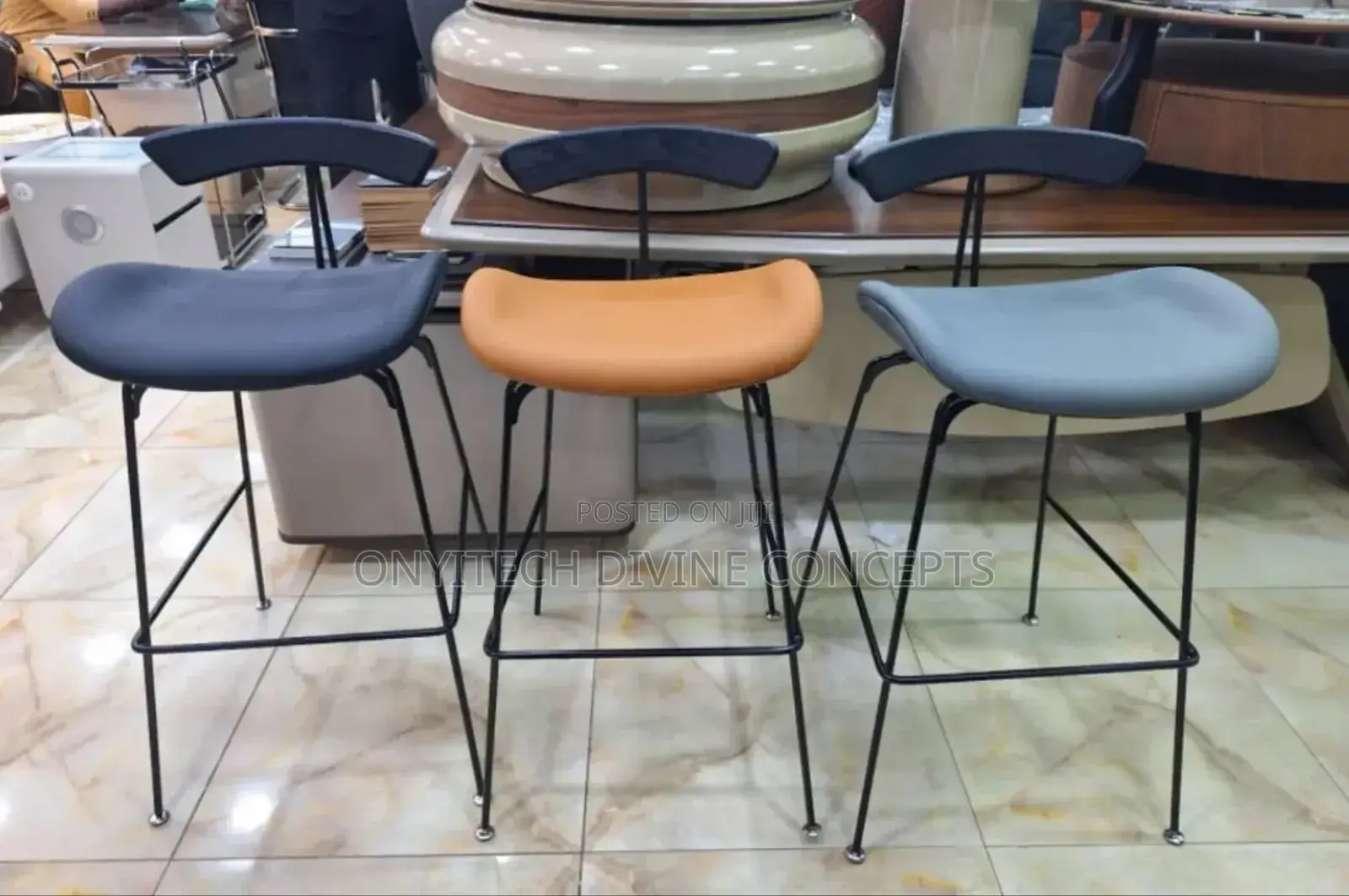 Luxury Leather Bar Stool