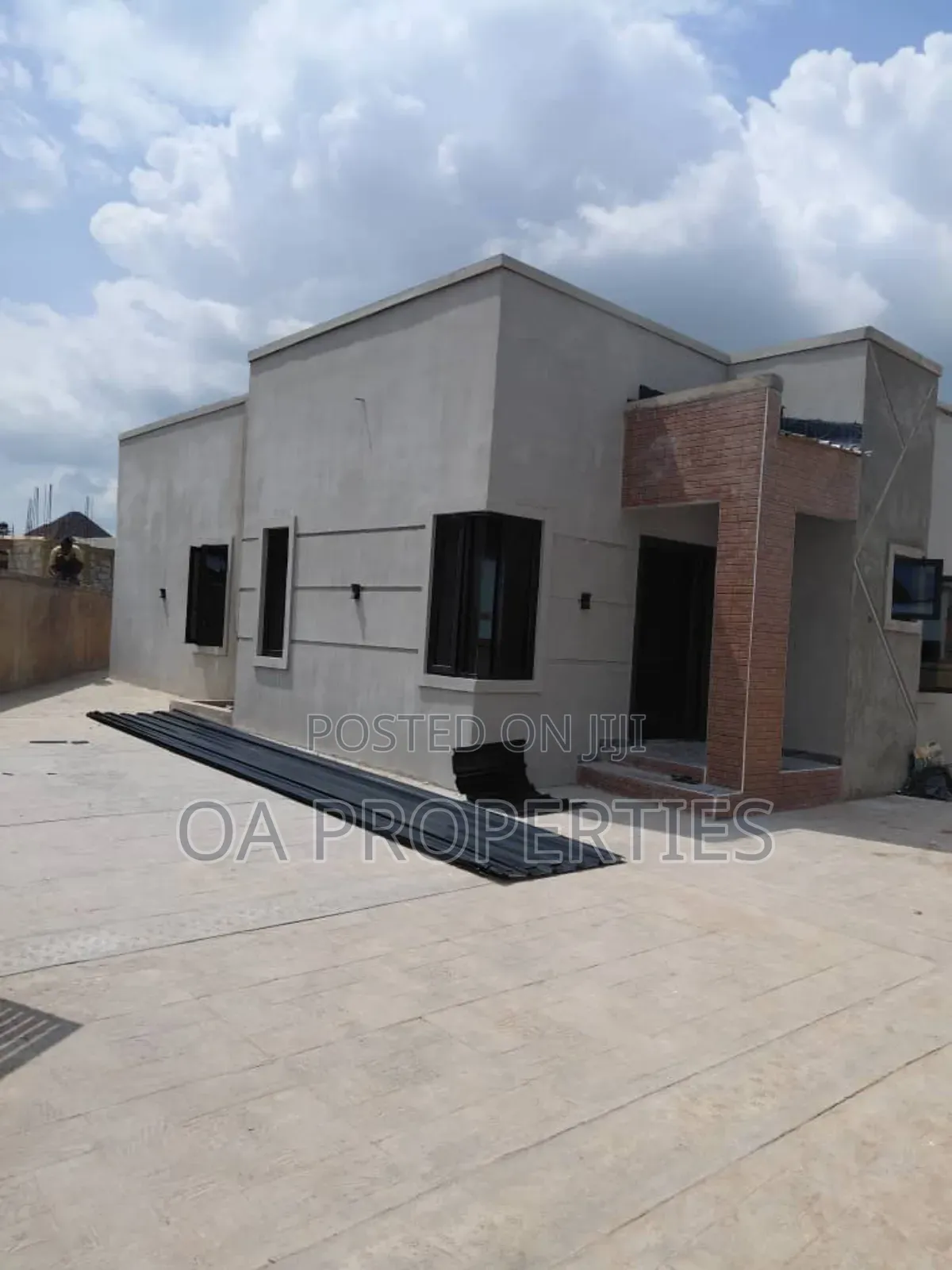 3bdrm Bungalow in Ibadan for sale