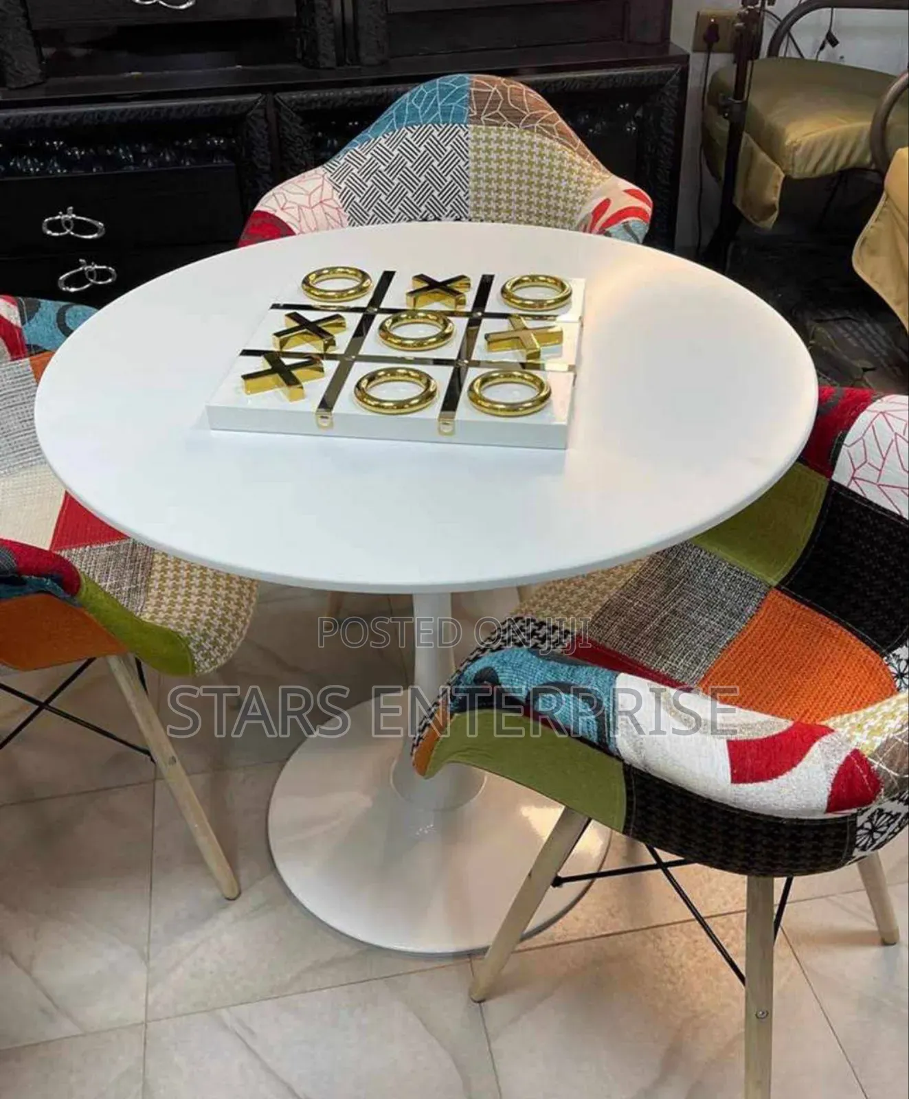 3 Seater Deluxe Dinning Set