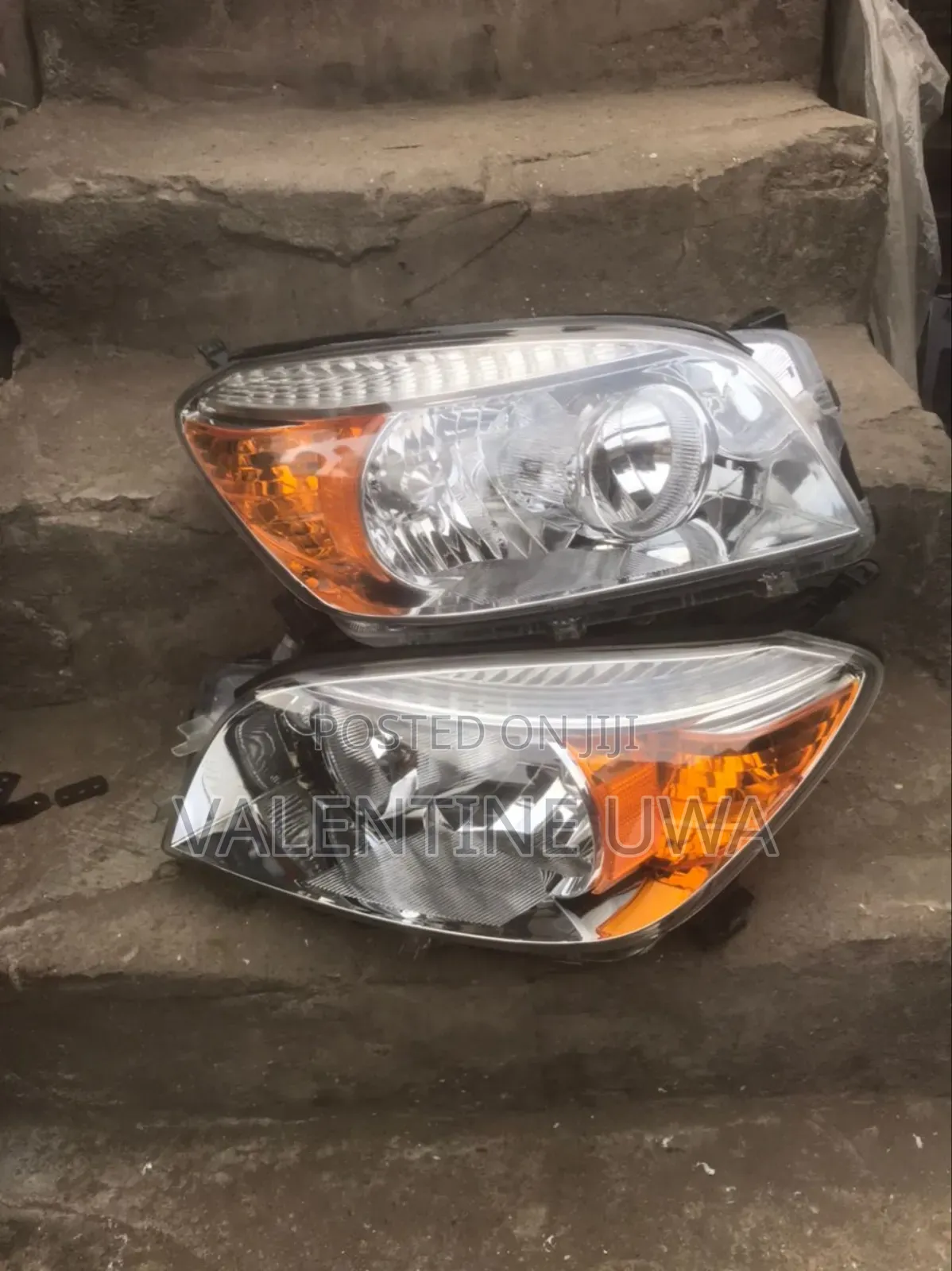 2008 Rav4 Headlamp
