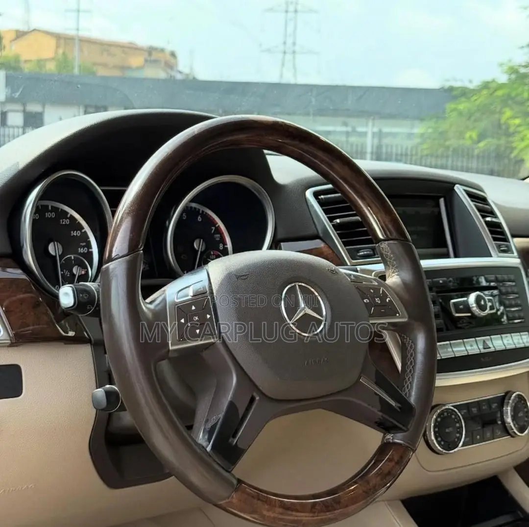 Mercedes-Benz M Class 2014 Silver